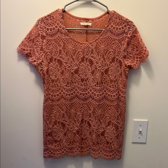 Maurices Coral Lace short sleeve Blouse size large - Picture 1 of 9